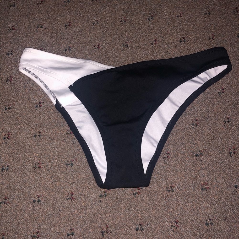 VS bikini bottom